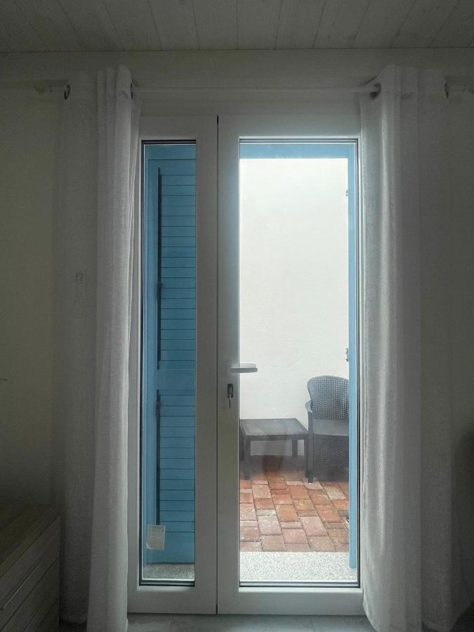 La Perla Del Mare 2 Bed & Breakfast La Caletta Bagian luar foto